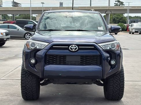 Used 2022 Toyota 4Runner SR5 Premium AWD/4WD image 8
