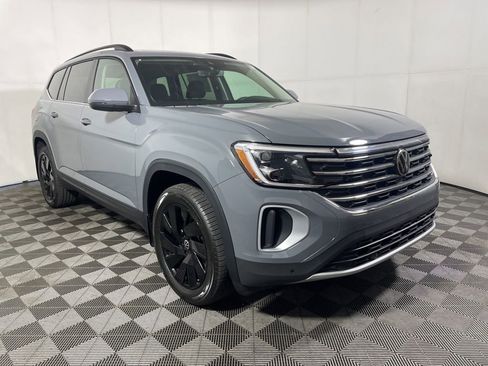 New 2026 Volkswagen Atlas SE AWD/4WD image 2