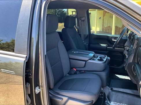 Used 2023 Chevrolet Silverado 2500 W/T w/ WT Fleet Convenience Package AWD/4WD image 9