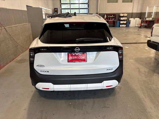 New 2027 Nissan Kicks SV w/ SV Premium Package AWD/4WD image 8