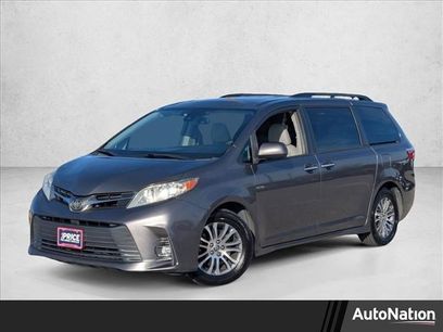 Used 2018 Toyota Sienna XLE