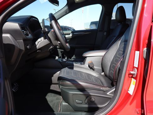 Used 2023 Ford Escape ST-Line Elite w/ Premium Technology Package image 10