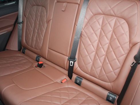 New 2026 BMW X5 xDrive40i w/ Climate Comfort Package image 21