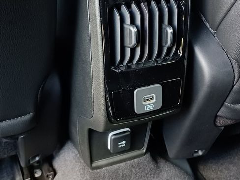 New 2026 Jeep Compass Limited AWD/4WD image 30