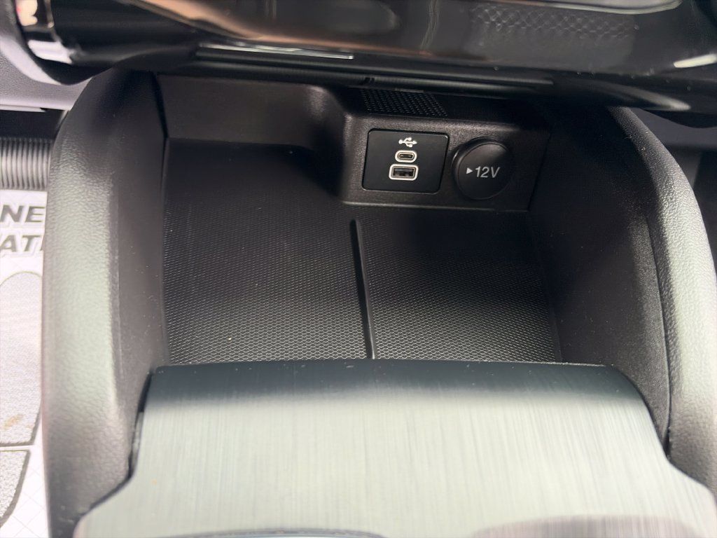 Used 2024 Ford Escape Active w/ Tech Pack #1 AWD/4WD image 23