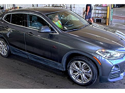 Used 2018 BMW X2 xDrive28i AWD/4WD image 3