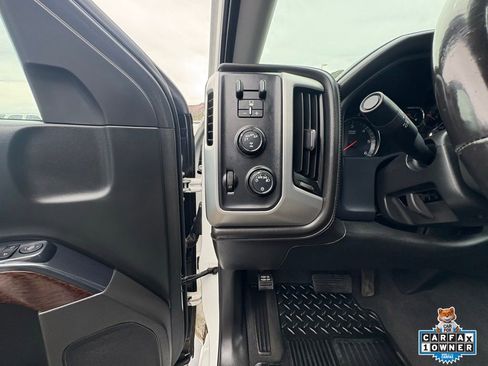 Used 2018 GMC Sierra 1500 SLE image 16