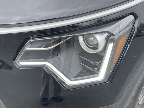 New 2026 Kia Niro EX image 13