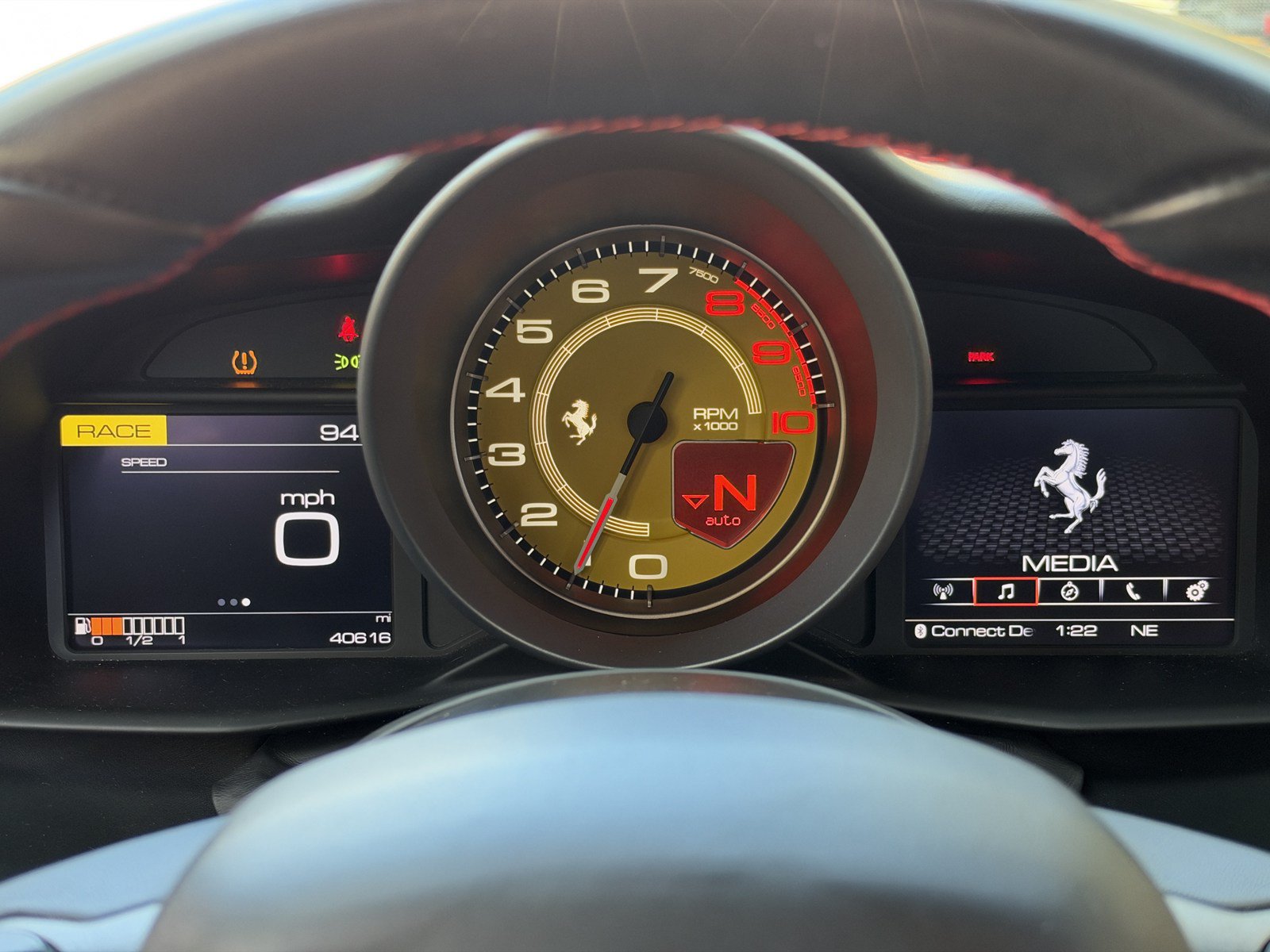 Used 2017 Ferrari 488 GTB RWD image 37
