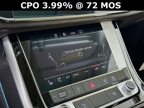 Used 2025 Audi Q7 3.0T Premium Plus image 17