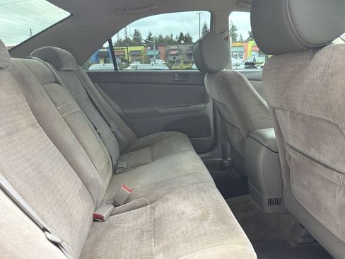 Used 2004 Toyota Camry LE FWD image 20