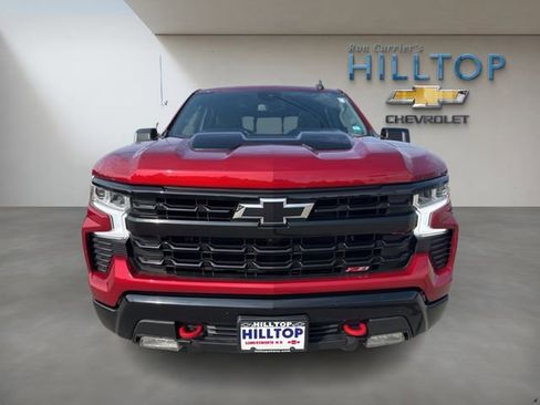 Used 2022 Chevrolet Silverado 1500 LT Trail Boss w/ LT Trail Boss Premium Package AWD/4WD image 12