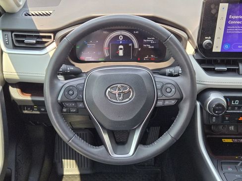 Used 2024 Toyota RAV4 Limited AWD/4WD image 19