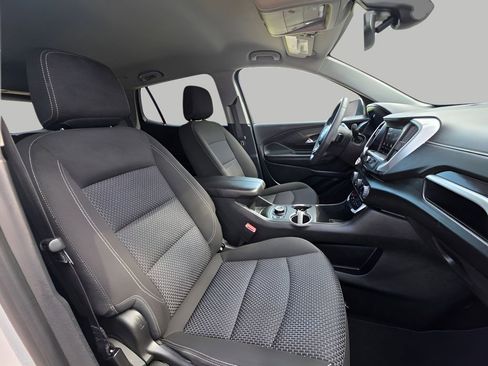 Used 2022 GMC Terrain SLE w/ Driver Convenience Package image 11