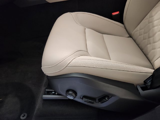 New 2026 Volvo XC90 T8 Plus w/ Protection Package Premier AWD/4WD image 25
