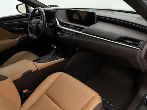 Certified 2021 Lexus ES 350 w/ Premium Package FWD image 16