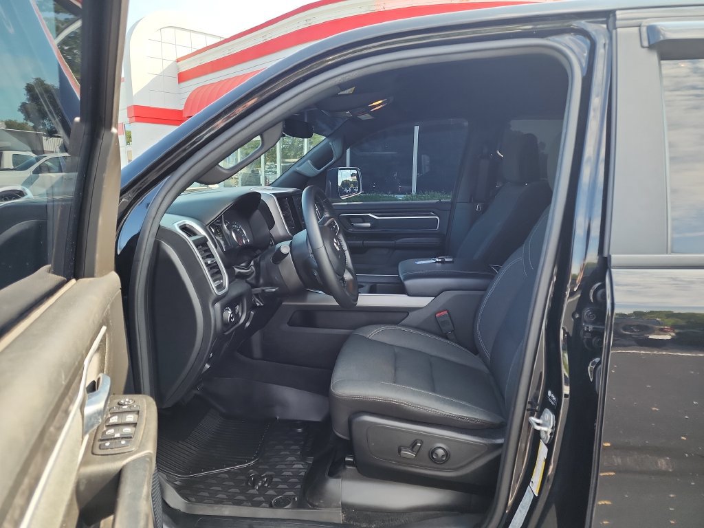 Used 2023 RAM 1500 Big Horn AWD/4WD image 10