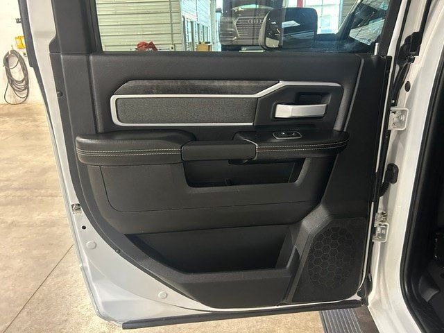 Used 2022 RAM 2500 Big Horn w/ Level B Equipment Group AWD/4WD image 22