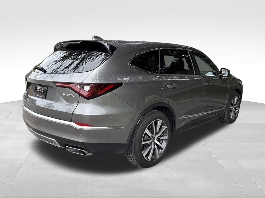 Used 2026 Acura MDX w/ Technology Package FWD image 5