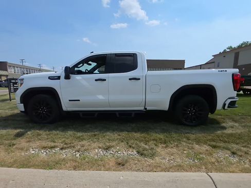 Used 2019 GMC Sierra 1500 Elevation w/ Elevation Value Package AWD/4WD image 4