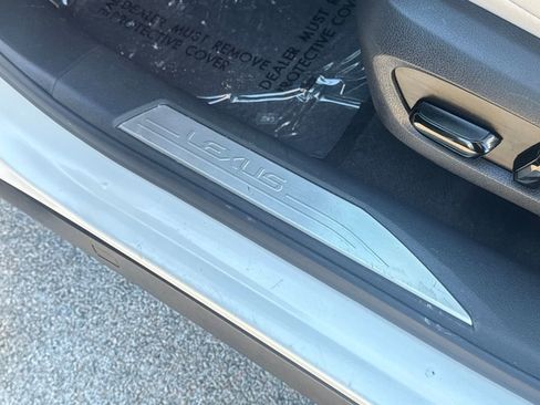 Used 2023 Lexus RX 350 Premium image 48