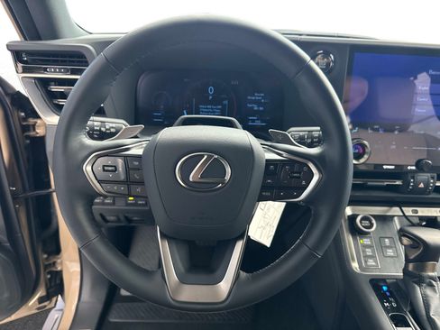 Used 2025 Lexus GX 550 AWD/4WD image 29