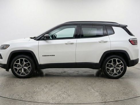 Used 2025 Jeep Compass Limited AWD/4WD image 5