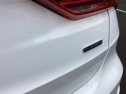 Used 2020 Audi Q3 2.0T Premium w/ Convenience Package image 17