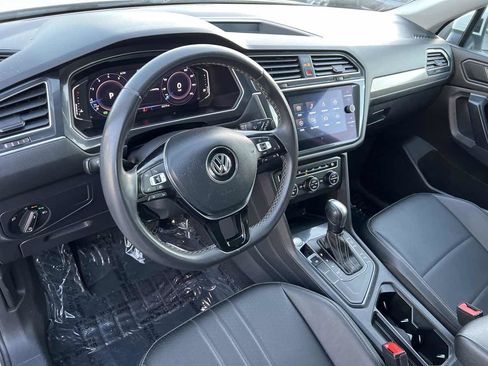Used 2021 Volkswagen Tiguan SEL image 9