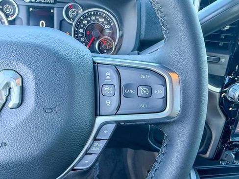 New 2026 RAM 3500 Big Horn AWD/4WD image 19