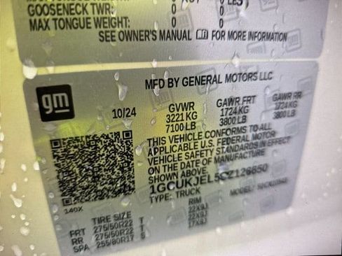 Used 2025 Chevrolet Silverado 1500 High Country AWD/4WD image 12