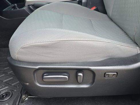 Used 2022 Toyota Tacoma SR5 image 28