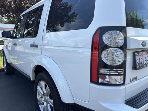 Used 2014 Land Rover LR4 HSE AWD/4WD image 9