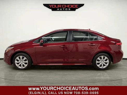 Used 2022 Toyota Corolla LE FWD image 2