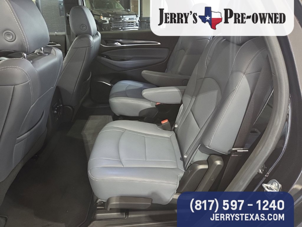 Used 2023 Buick Enclave Essence w/ Experience Buick Package FWD image 17