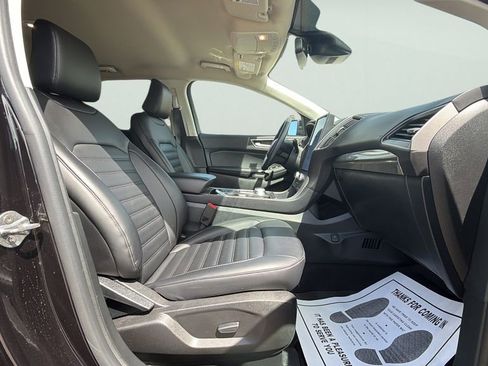 Used 2024 Ford Edge SEL w/ Convenience Package AWD/4WD image 12