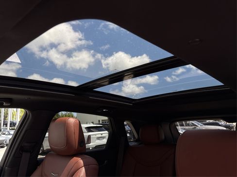 Used 2023 Cadillac XT5 Premium Luxury FWD image 33