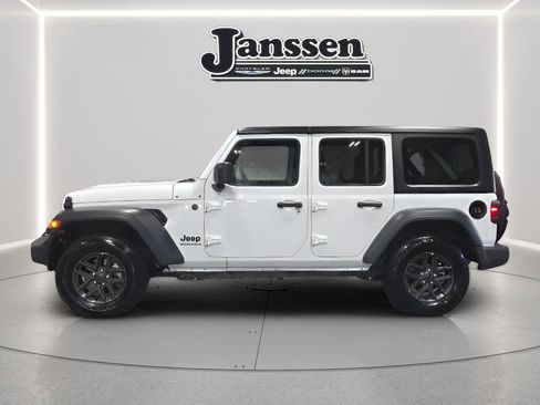 Used 2024 Jeep Wrangler Sport S image 2