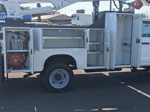 New 2024 Ford F550 XL image 29
