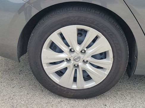 Used 2024 Nissan Sentra S FWD image 5