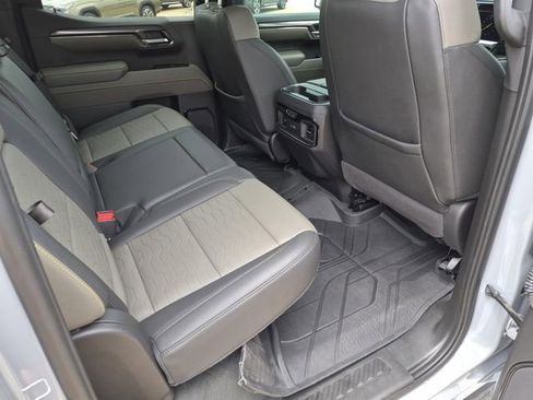 Used 2024 Chevrolet Silverado 1500 ZR2 w/ Technology Package AWD/4WD image 22
