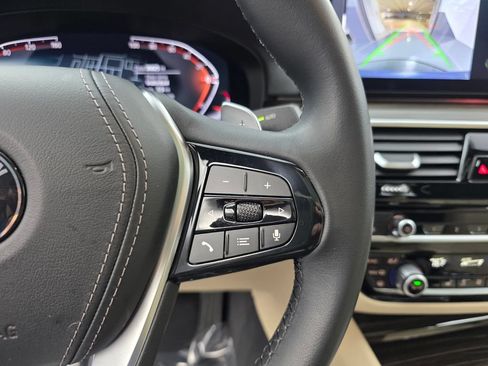 Certified 2023 BMW 540i w/ Premium Package RWD image 20