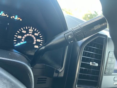 Used 2019 Ford F150 XL w/ Equipment Group 101A Mid image 25