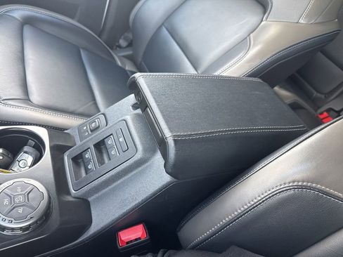 Used 2025 Ford Bronco Outer Banks AWD/4WD image 18