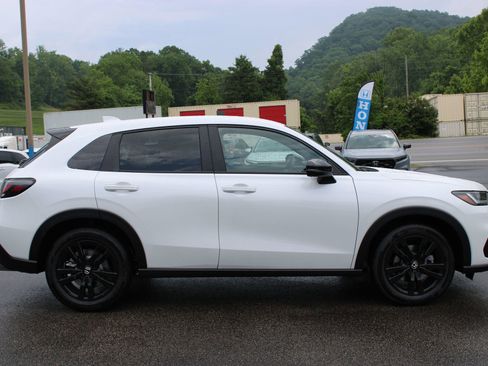 New 2026 Honda HR-V Sport image 7