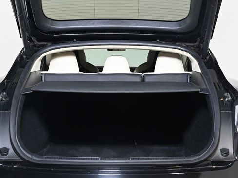 Used 2018 Tesla Model S 75D image 21