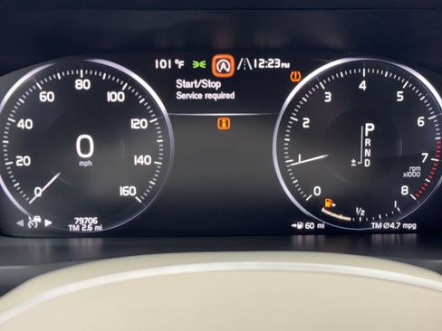 Used 2020 Volvo XC90 T5 Momentum w/ Protection Package Premier FWD image 22