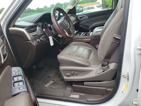 Used 2018 GMC Yukon XL Denali w/ Denali Ultimate Package image 5