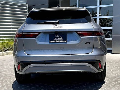 New 2026 Jaguar F-PACE R-Dynamic S image 4