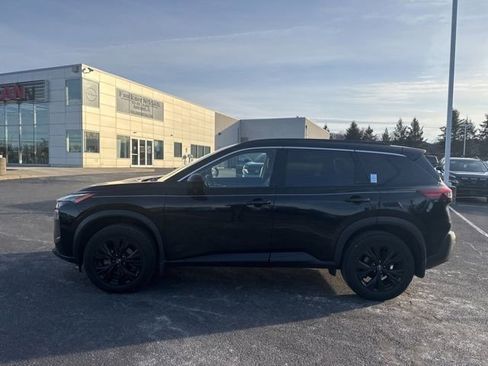 Certified 2023 Nissan Rogue SV w/ SV Premium B Package image 4
